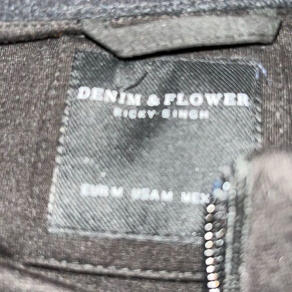 Denim & Flower Ricky Singh black zip up quilted vest NWT medium - Picture 10 of 10